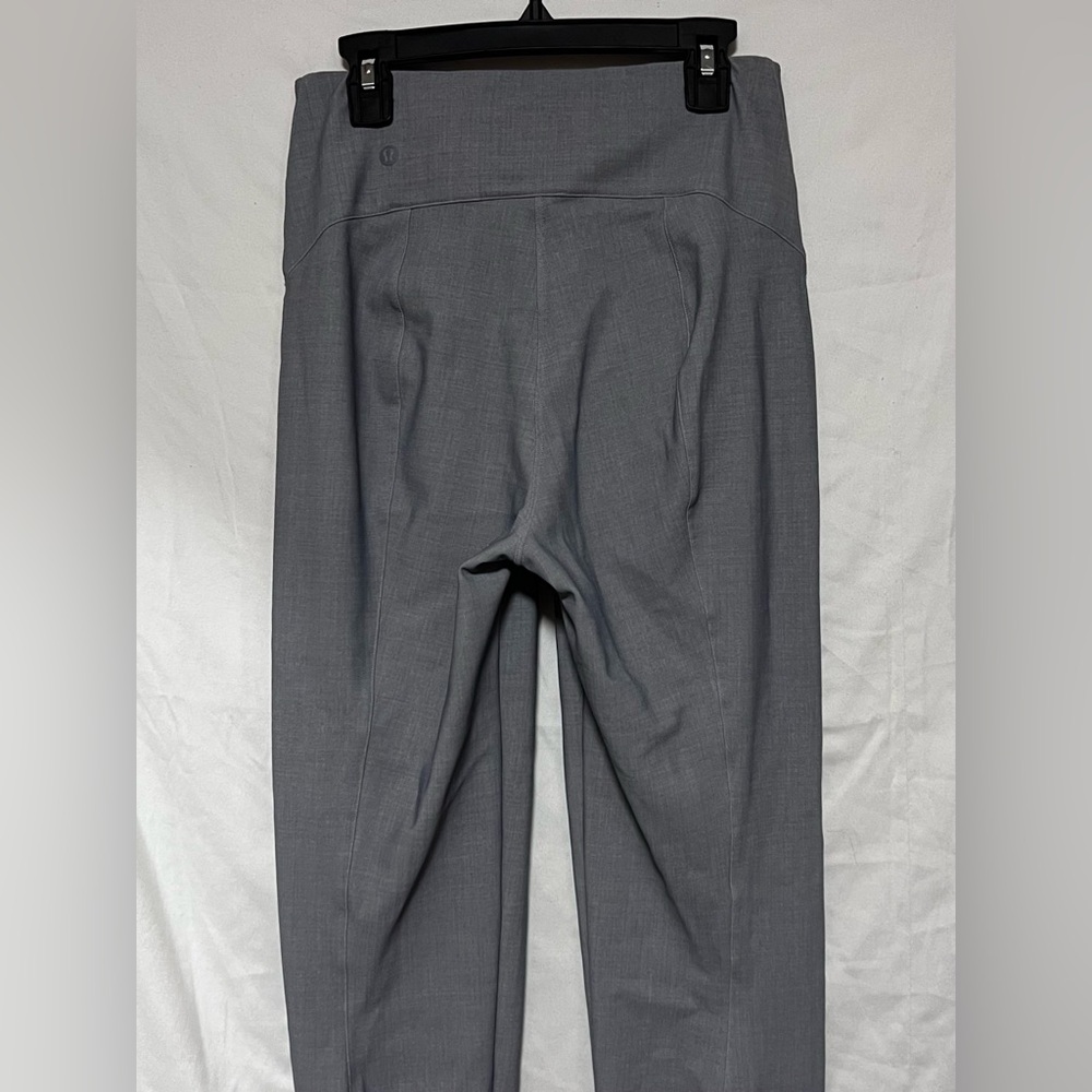 Lululemon Here to There High-Rise 7/8 Pant
Crosshatch Texture Casual Workwear - Picture 11 of 16
